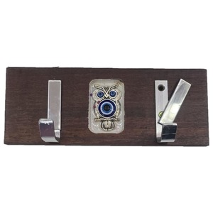 ARTE - GANCHO DUPLO BASE MADEIRA CORUJA